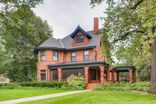 $1.2M Queen Anne mansion on Summit Avenue is postcard from the past